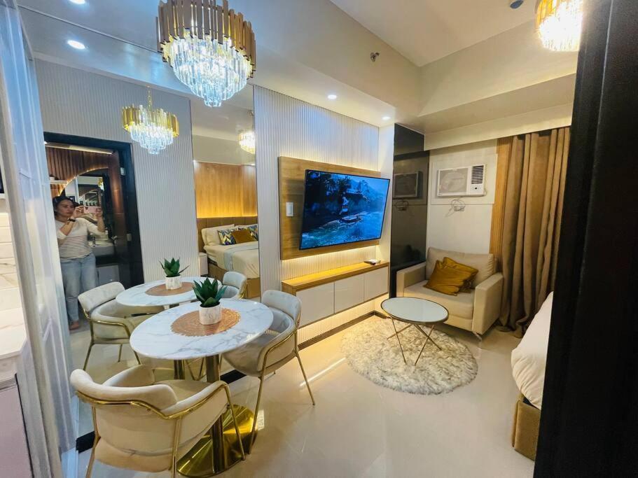 Marias Suite Near Manila Bay Free Use Of Pool Exteriér fotografie