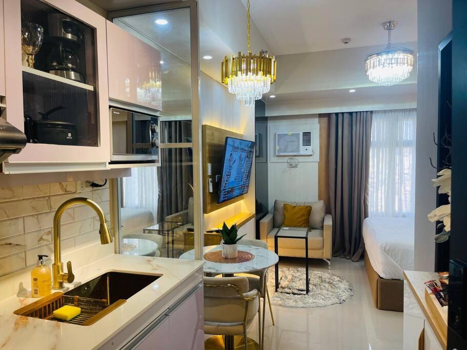 Marias Suite Near Manila Bay Free Use Of Pool Exteriér fotografie